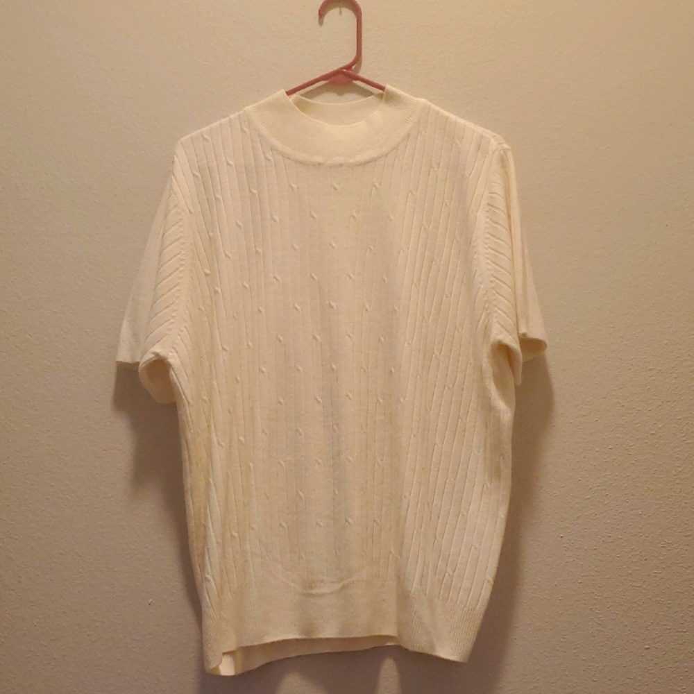 L8z Claiborne Villager Signature Cream Short Sleeve Knit Sweater